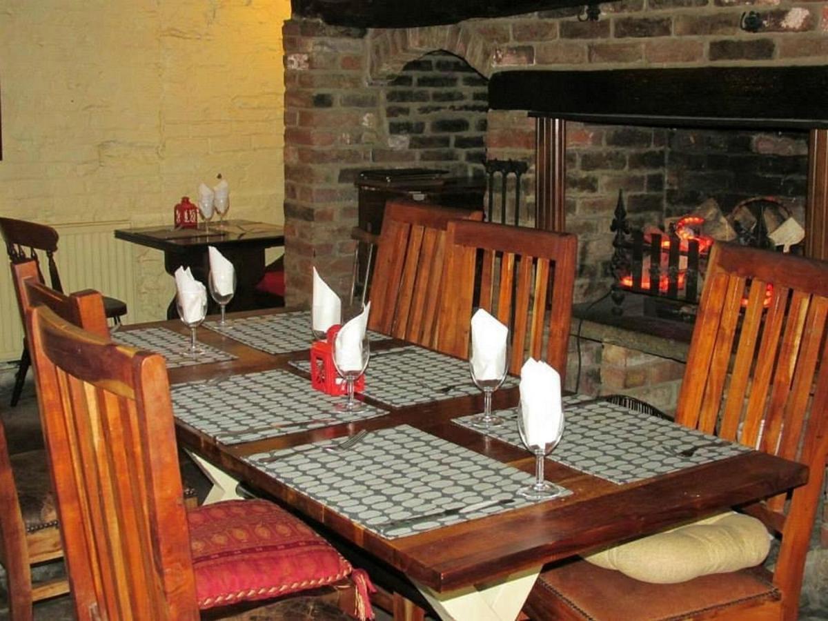 Red Lion Coaching Inn Epworth Extérieur photo